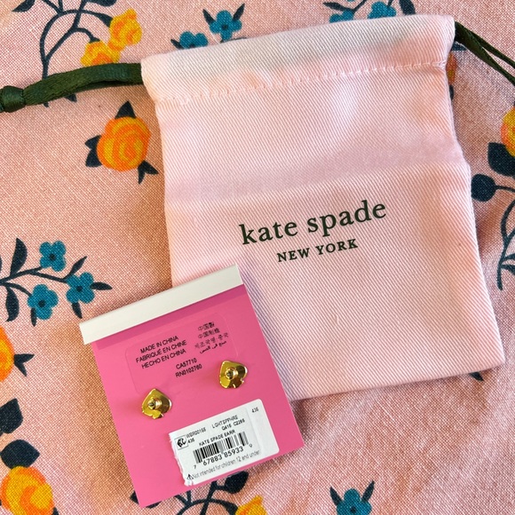 🆕 Kate Spade Heart Studs, Light Sapphire. 🩵 Brand New Never Worn. - Picture 3 of 5